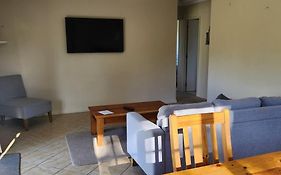 Pinegrove Cottages - Unit1
