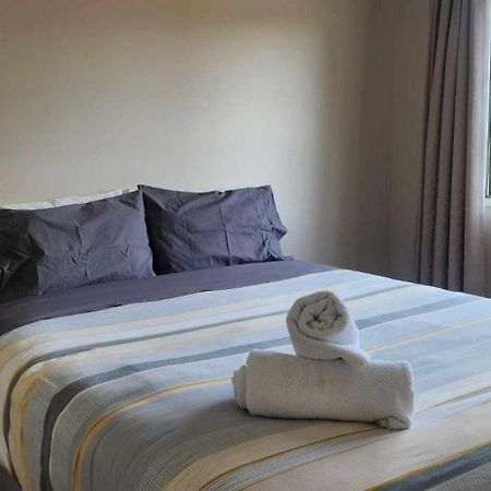 Pinegrove Cottages - Unit1 Twizel Buitenkant foto